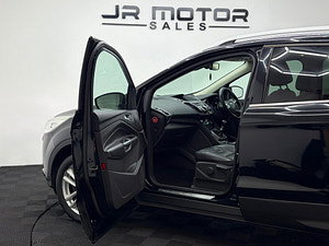 Ford Kuga thumbnail