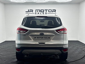 Ford Kuga thumbnail