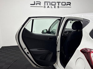 Hyundai I10 thumbnail