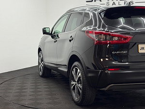 Nissan Qashqai thumbnail