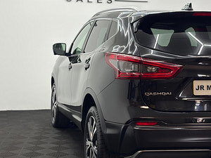 Nissan Qashqai thumbnail