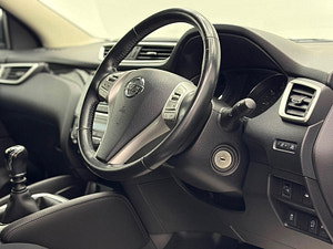 Nissan Qashqai thumbnail