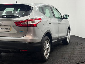 Nissan Qashqai thumbnail