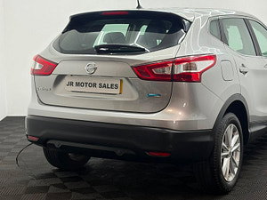 Nissan Qashqai thumbnail