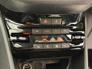 Peugeot 2008 thumbnail