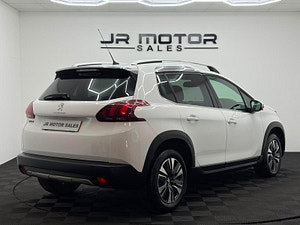 Peugeot 2008 thumbnail