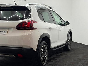 Peugeot 2008 thumbnail