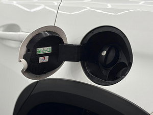 Peugeot 2008 thumbnail