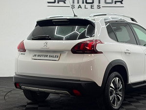 Peugeot 2008 thumbnail