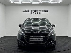 Peugeot 208 thumbnail