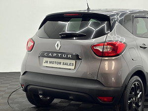 Renault Captur thumbnail