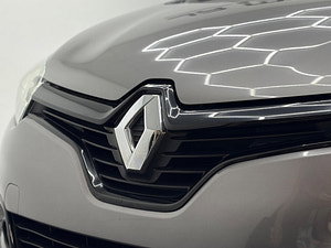 Renault Captur thumbnail