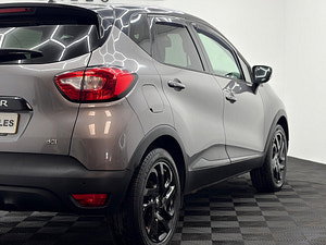 Renault Captur thumbnail