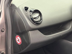 Renault Clio thumbnail