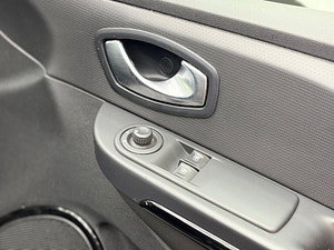 Renault Clio thumbnail