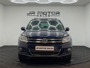 Volkswagen Tiguan thumbnail