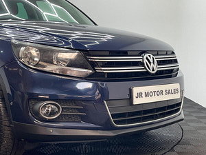 Volkswagen Tiguan thumbnail