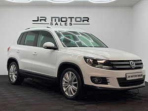 Volkswagen Tiguan thumbnail