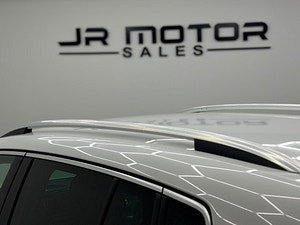 Volkswagen Tiguan thumbnail