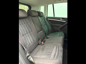 Volkswagen Tiguan thumbnail