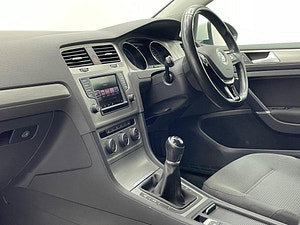 Volkswagen Golf thumbnail