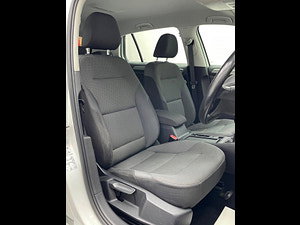 Volkswagen Golf thumbnail