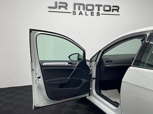 Volkswagen Golf thumbnail