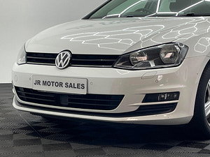Volkswagen Golf thumbnail