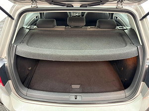 Volkswagen Golf thumbnail