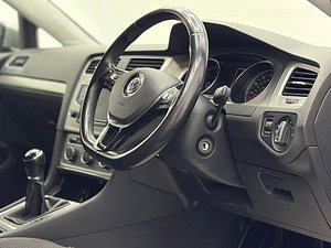 Volkswagen Golf thumbnail