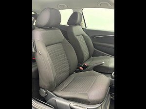 Volkswagen Polo thumbnail