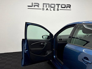 Volkswagen Polo thumbnail