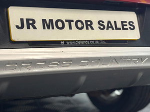 Volvo V40 Cross Country thumbnail