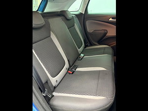 Vauxhall Crossland X thumbnail
