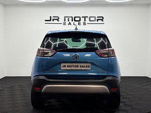 Vauxhall Crossland X thumbnail