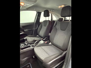 Vauxhall Crossland X thumbnail