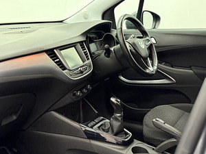 Vauxhall Crossland X thumbnail