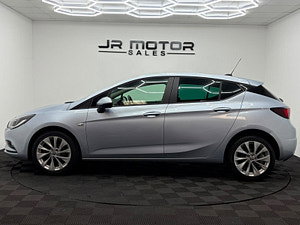 Vauxhall Astra thumbnail