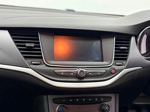 Vauxhall Astra thumbnail