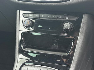 Vauxhall Astra thumbnail