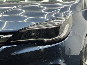 Vauxhall Astra thumbnail