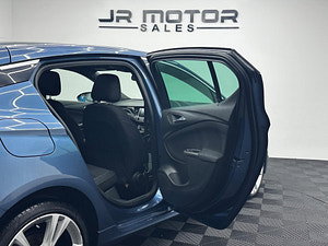 Vauxhall Astra thumbnail