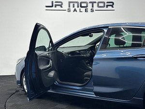 Vauxhall Astra thumbnail
