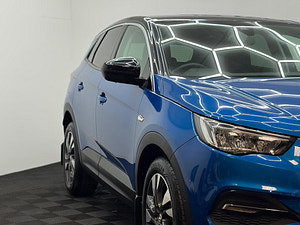Vauxhall Grandland X thumbnail