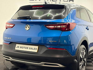 Vauxhall Grandland X thumbnail