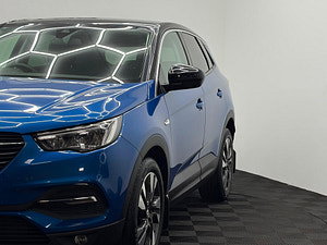Vauxhall Grandland X thumbnail