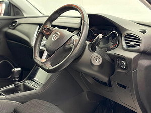 Vauxhall Grandland X thumbnail