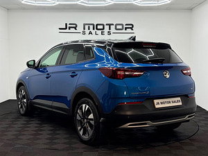 Vauxhall Grandland X thumbnail