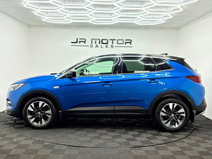 Vauxhall Grandland X thumbnail