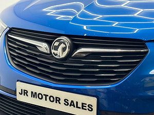Vauxhall Grandland X thumbnail